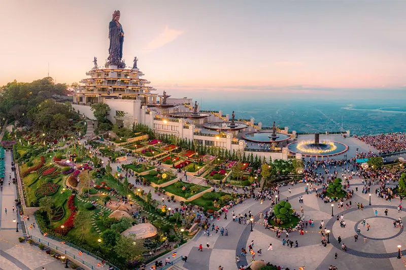 H&agrave;nh tr&igrave;nh du lịch T&acirc;y Ninh 1 ng&agrave;y chinh phục 4