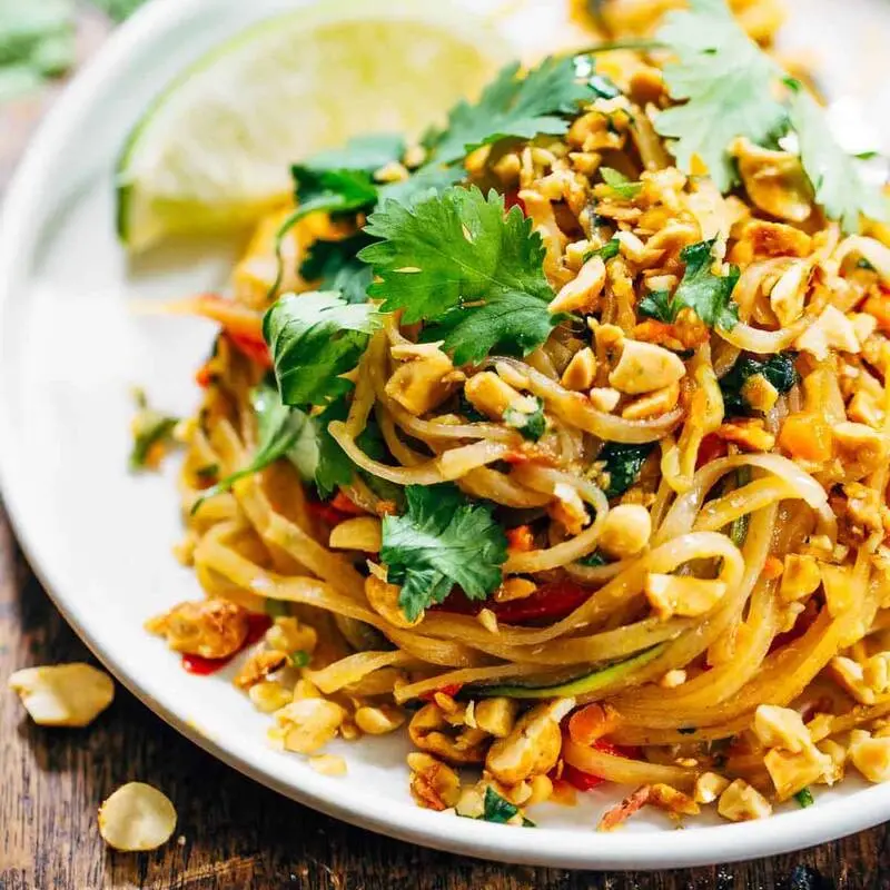 Pad Thai, m&oacute;n ăn đậm đ&agrave; tinh t&uacute;y ẩm thực xứ Ch&ugrave;a V&agrave;ng 4