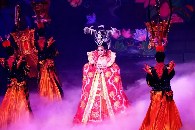 Alcazar Show du lịch v&ograve;ng quanh thế giới chỉ với nghệ thuật 7