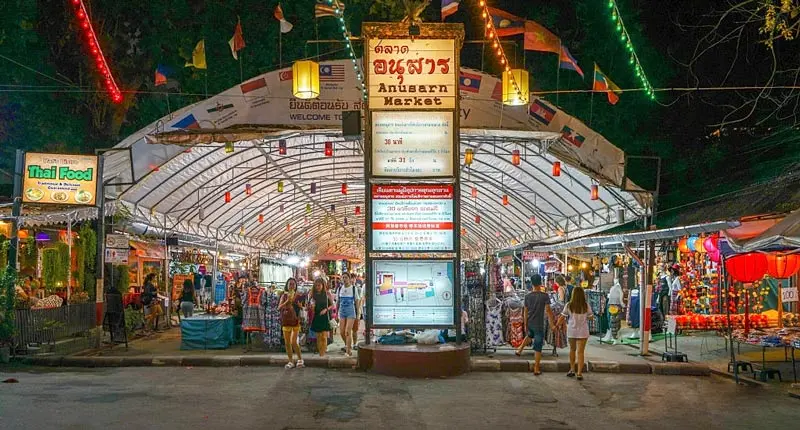 Cẩm nang kh&aacute;m ph&aacute; chợ đ&ecirc;m Chiang Mai Night Bazaar si&ecirc;u hot 2