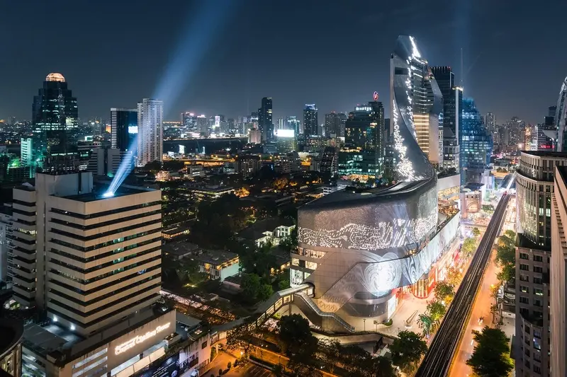 Central Embassy: &lsquo;Địa đ&agrave;ng&rsquo; của giới mua sắm tại Th&aacute;i Lan 3