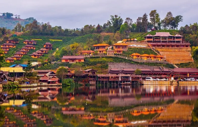 C&oacute; một bức tranh Mae Hong Son với vẻ đẹp rung động l&ograve;ng người 3