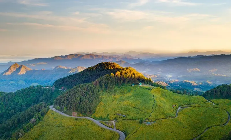 C&oacute; một bức tranh Mae Hong Son với vẻ đẹp rung động l&ograve;ng người 2