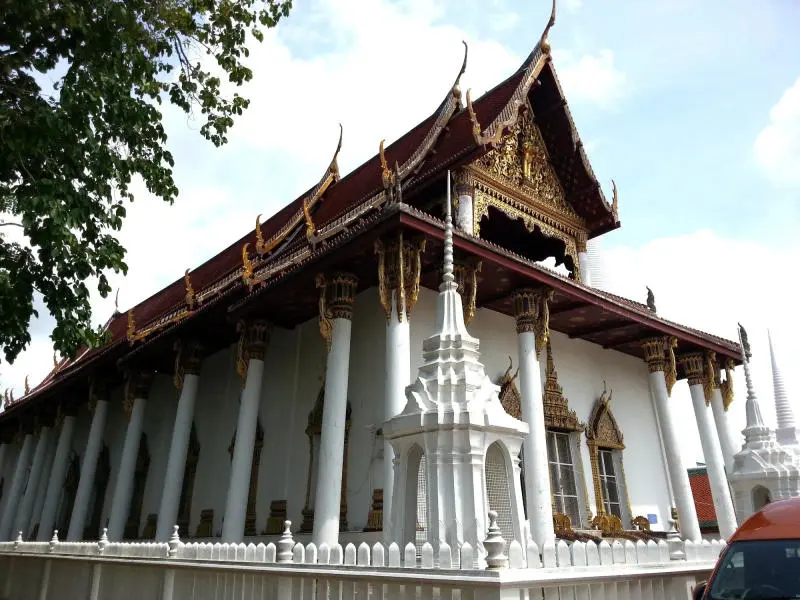 Kh&aacute;m ph&aacute; Nakhon Ratchasima vang danh xứ sở ch&ugrave;a V&agrave;ng 8