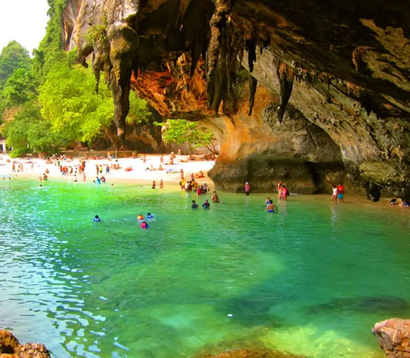 Kh&aacute;m ph&aacute; Railay Beach, thi&ecirc;n đường ẩn m&igrave;nh tại Krabi 8