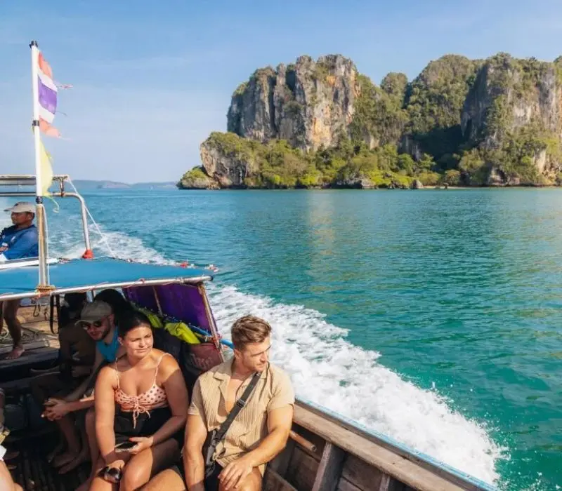 Kh&aacute;m ph&aacute; Railay Beach, thi&ecirc;n đường ẩn m&igrave;nh tại Krabi 5