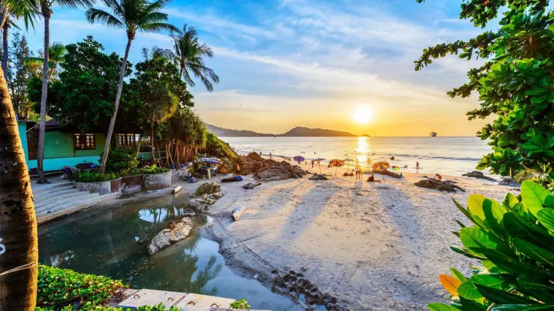 Khuấy đảo thi&ecirc;n đường biển Patong đẹp ng&acirc;y ngất 5