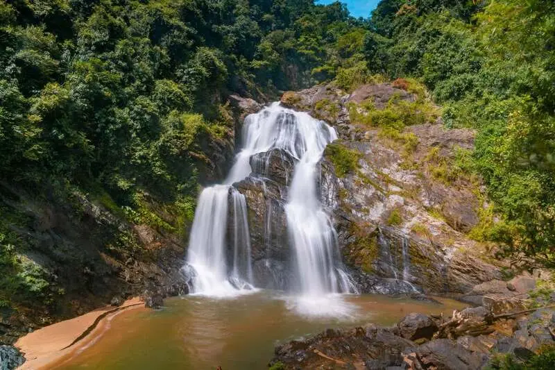 Nakhon Si Thammarat thi&ecirc;n đường của những th&aacute;c nước ở Th&aacute;i Lan 4
