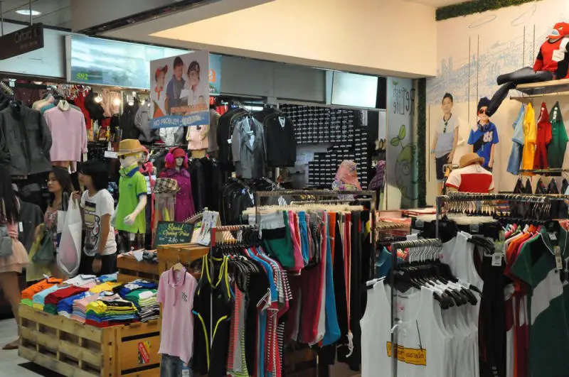 Review chợ Pratunam nhộn nhịp v&agrave; sầm uất nhất Bangkok 6