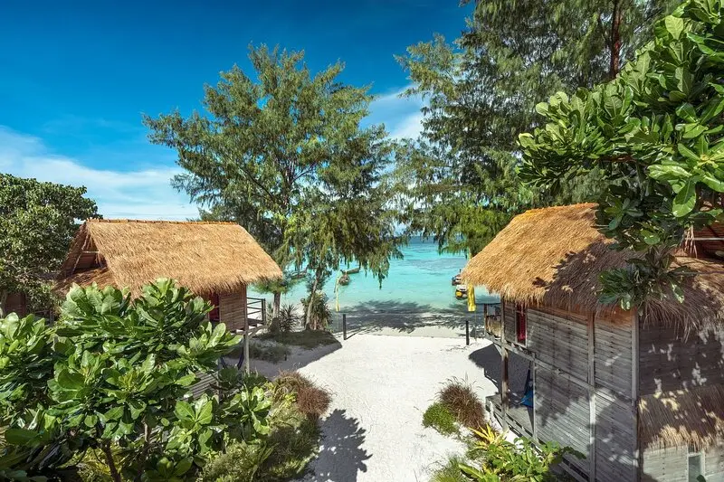 Thi&ecirc;n đường biển Koh Lipe với mặt nước xanh như ngọc tại Th&aacute;i Lan 12