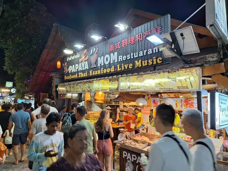 Thi&ecirc;n đường biển Koh Lipe với mặt nước xanh như ngọc tại Th&aacute;i Lan 13