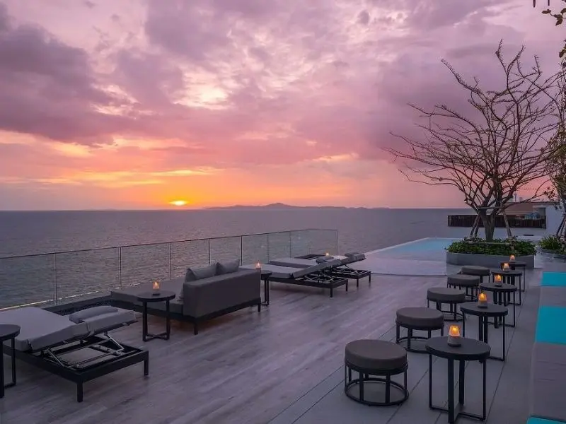 Thư gi&atilde;n tại b&atilde;i biển Jomtien - Chốn b&igrave;nh y&ecirc;n giữa l&ograve;ng Pattaya 6