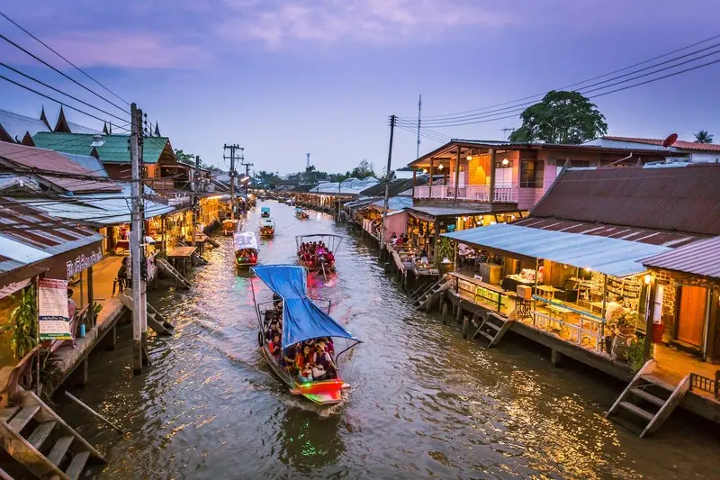 Trải nghiệm chợ nổi Damnoen Saduak tr&ecirc;n những chiếc thuyền gỗ ở Th&aacute;i Lan 5