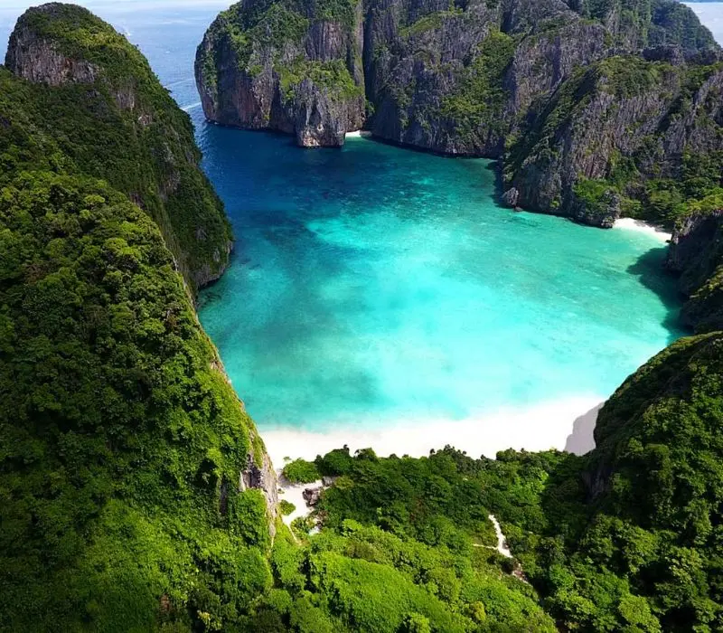 Vịnh Maya: Bãi biển đẹp mê hồn tại Thái Lan nổi tiếng trên thế giới