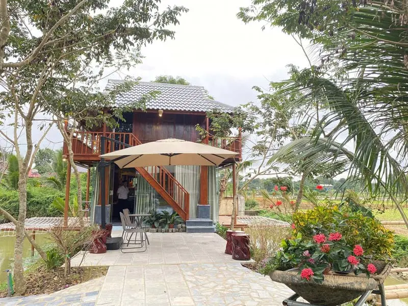 L&agrave;ng du lịch Y&ecirc;n Trung, điểm đến hấp dẫn của xứ Thanh y&ecirc;n b&igrave;nh 7
