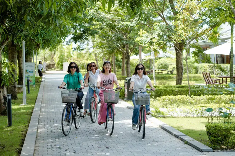 L&agrave;ng du lịch Y&ecirc;n Trung, điểm đến hấp dẫn của xứ Thanh y&ecirc;n b&igrave;nh 3
