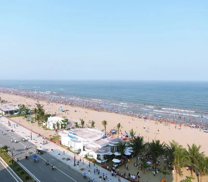 Du lịch Sầm Sơn, chốn nghỉ dưỡng tắm biển hàng đầu Thanh Hóa