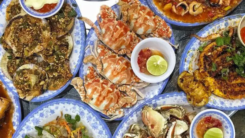 Du lịch Sầm Sơn 3 ng&agrave;y 2 đ&ecirc;m kh&aacute;m ph&aacute; vẻ đẹp th&agrave;nh phố biển 10