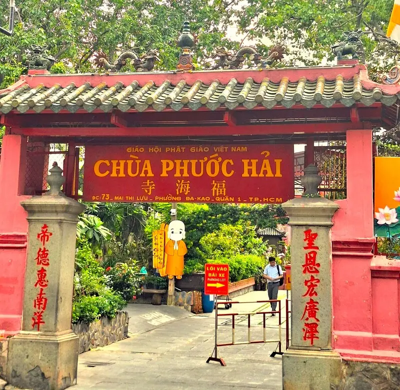 12 ng&ocirc;i ch&ugrave;a linh thi&ecirc;ng S&agrave;i G&ograve;n nổi tiếng cầu an, t&agrave;i lộc đầu năm 2