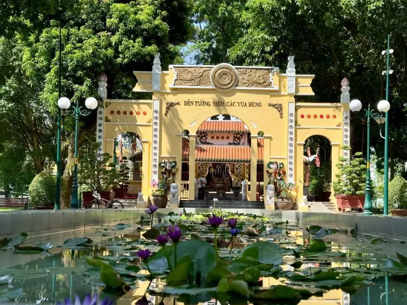3 Đền thờ Vua H&ugrave;ng ở S&agrave;i G&ograve;n: Địa chỉ, &yacute; nghĩa v&agrave; gợi &yacute; tham quan 5