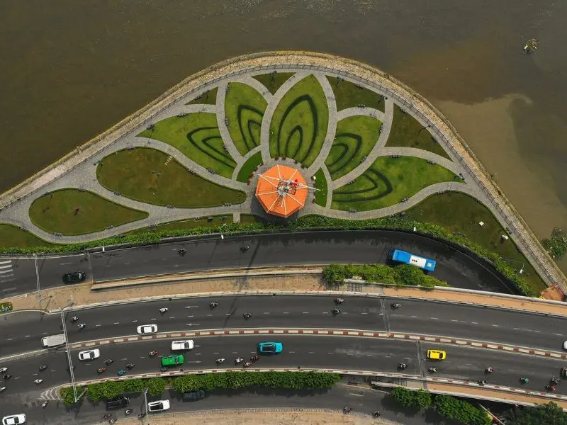 Bến Bạch Đằng, tọa độ ngắm cảnh, chụp ảnh cực đỉnh giữa l&ograve;ng th&agrave;nh phố 2