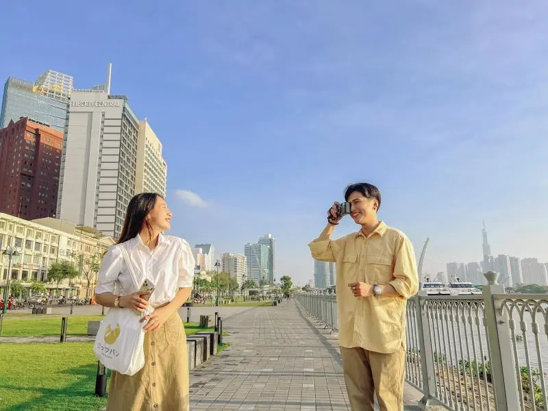 Bến Bạch Đằng, tọa độ ngắm cảnh, chụp ảnh cực đỉnh giữa l&ograve;ng th&agrave;nh phố 5