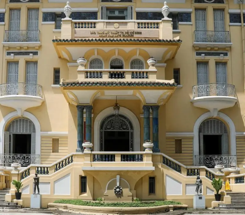 Cầu Calmette: Điểm đến lạ m&agrave; quen cho chuyến kh&aacute;m ph&aacute; S&agrave;i G&ograve;n 5