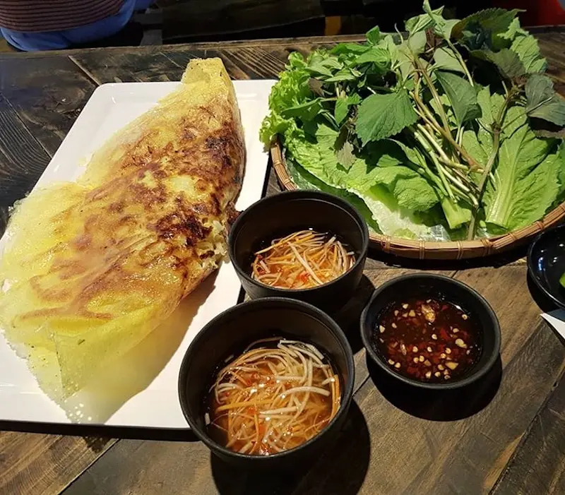 Central Market, tọa độ vui chơi v&agrave; ăn uống dưới l&ograve;ng đất 9