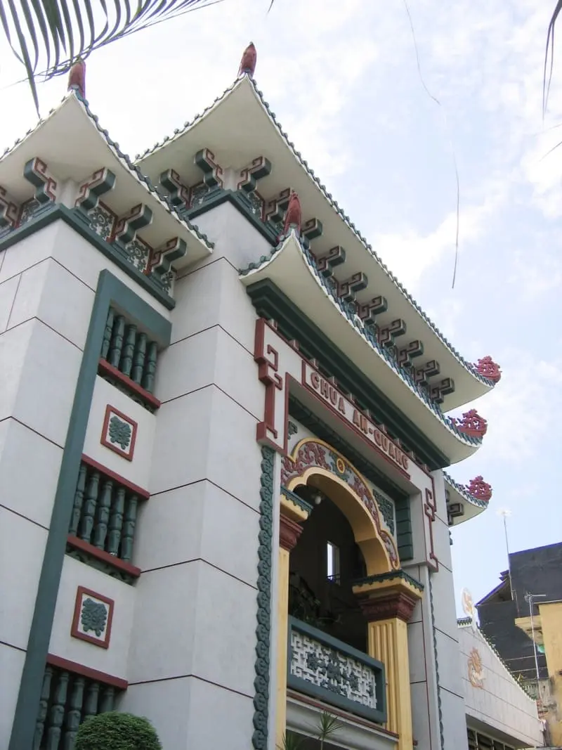 Ch&ugrave;a Ấn Quang, chốn thiền m&ocirc;n giữa thị th&agrave;nh sầm uất 2