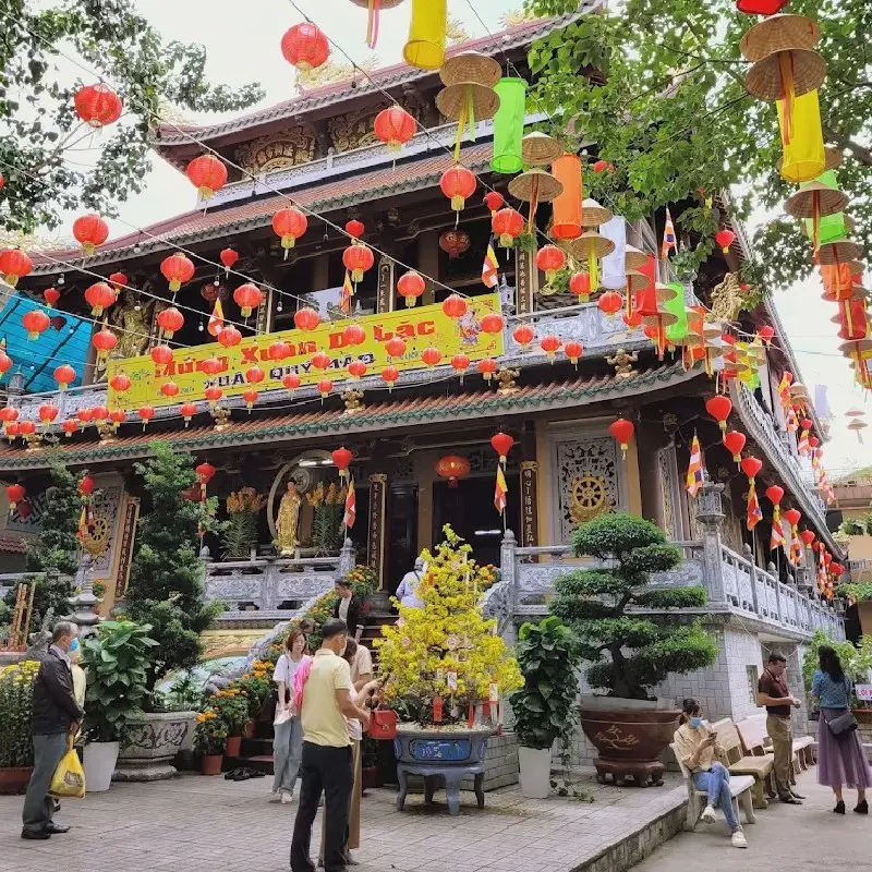 Ch&ugrave;a B&aacute;o &Acirc;n T&acirc;n B&igrave;nh &ndash; Kh&ocirc;ng gian đậm n&eacute;t văn h&oacute;a Phật gi&aacute;o 8