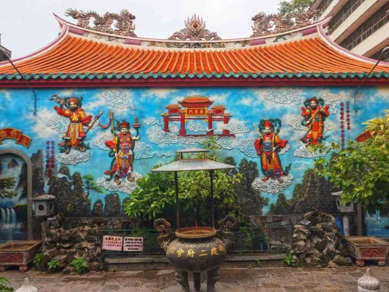 Chùa Ông Bổn: Nét đẹp tâm linh của người Hoa giữa lòng Sài Gòn 5