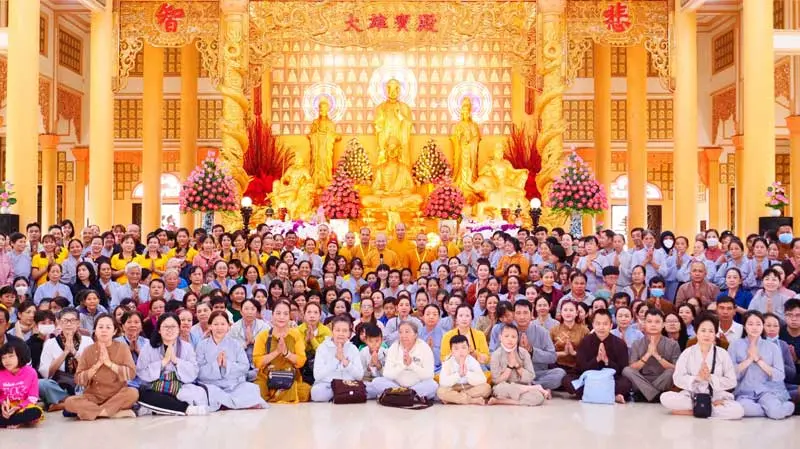 Ch&ugrave;a Ph&aacute;p Tạng, cổ tự thiền tịnh v&agrave; linh thi&ecirc;ng của S&agrave;i G&ograve;n 9