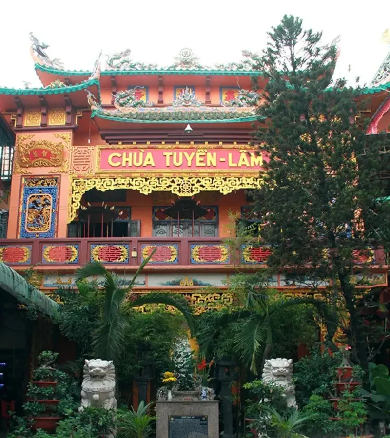 Ch&ugrave;a Tuyền L&acirc;m Quận 6: Nơi g&igrave;n giữ gi&aacute; trị Phật Gi&aacute;o Nam Bộ 6