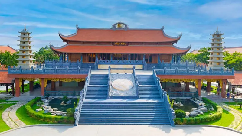 Ch&ugrave;a Vĩnh Nghi&ecirc;m, ng&ocirc;i ch&ugrave;a linh thi&ecirc;ng giữa l&ograve;ng S&agrave;i G&ograve;n 4