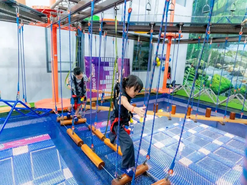 C&ocirc;ng vi&ecirc;n L&ecirc; Thị Ri&ecirc;ng - Địa điểm ăn chơi cực đ&atilde; tại S&agrave;i G&ograve;n 6