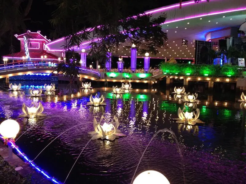 Công viên nước Đầm Sen, kinh nghiệm vui chơi, giá vé 2026 9