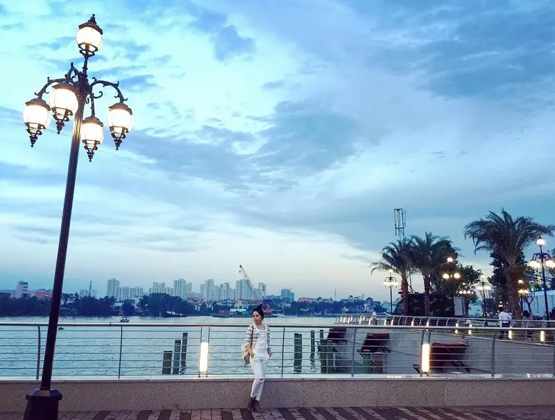 C&ocirc;ng vi&ecirc;n Vinhomes Central Park, l&aacute; phổi xanh giữa đại đ&ocirc; thị 3