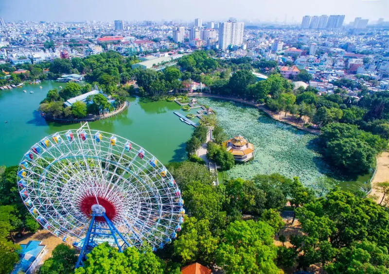 Đầm Sen Kh&ocirc;: Cập Nhật Gi&aacute; V&eacute; v&agrave; Hoạt Động Mới năm 2026 2