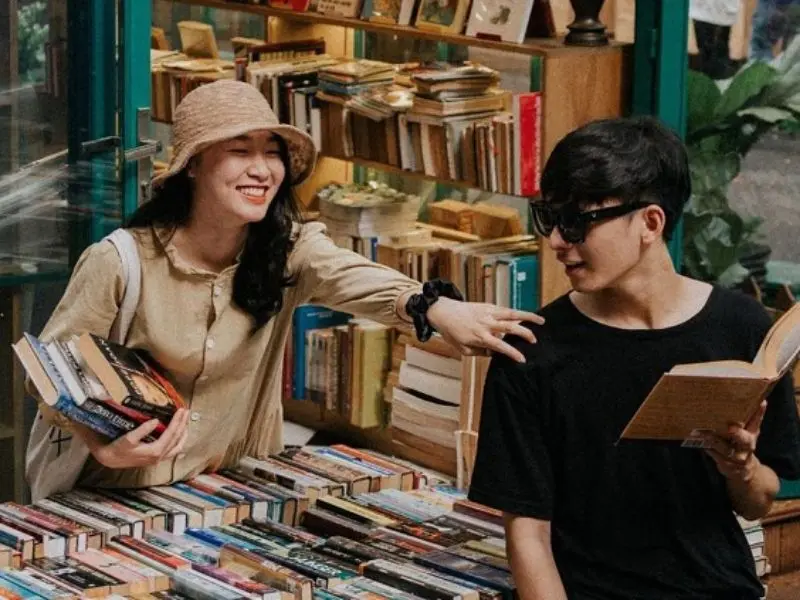 Dạo đường s&aacute;ch Nguyễn Văn B&igrave;nh trải nghiệm kh&ocirc;ng gian tri thức 10