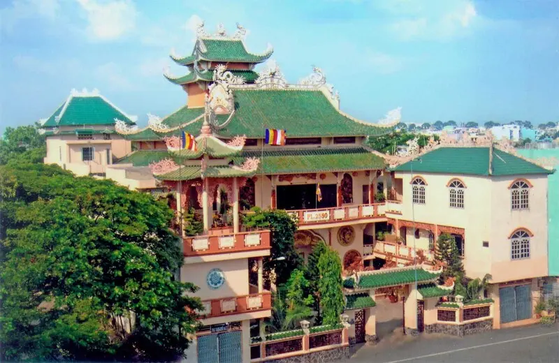 Gh&eacute; thăm ch&ugrave;a Hưng Phước, kh&ocirc;ng gian thanh tịnh giữa l&ograve;ng th&agrave;nh phố 2
