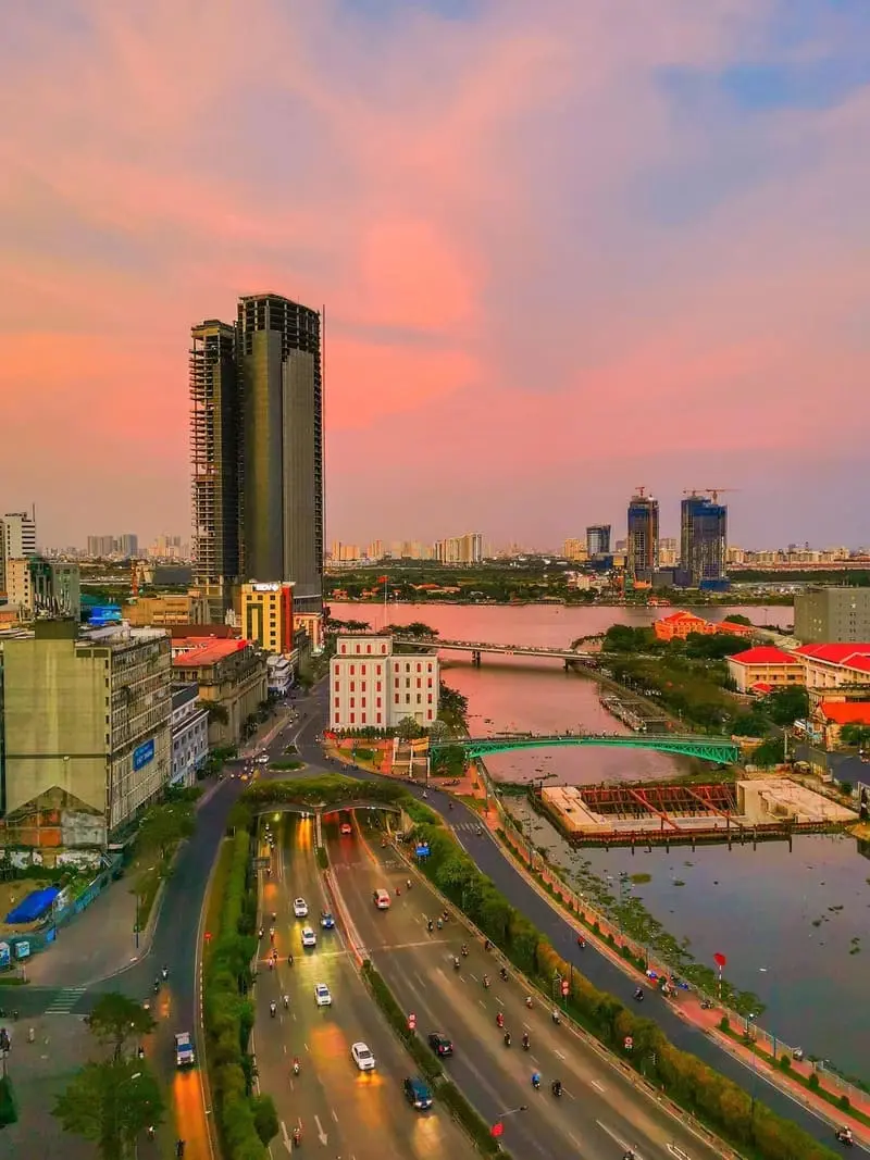 Hầm Thủ Thi&ecirc;m: C&ocirc;ng tr&igrave;nh hiện đại bậc nhất Đ&ocirc;ng Nam &Aacute; 7