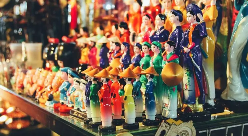 Kh&aacute;m ph&aacute; chợ Bến Th&agrave;nh, biểu tượng l&acirc;u đời của S&agrave;i G&ograve;n 29