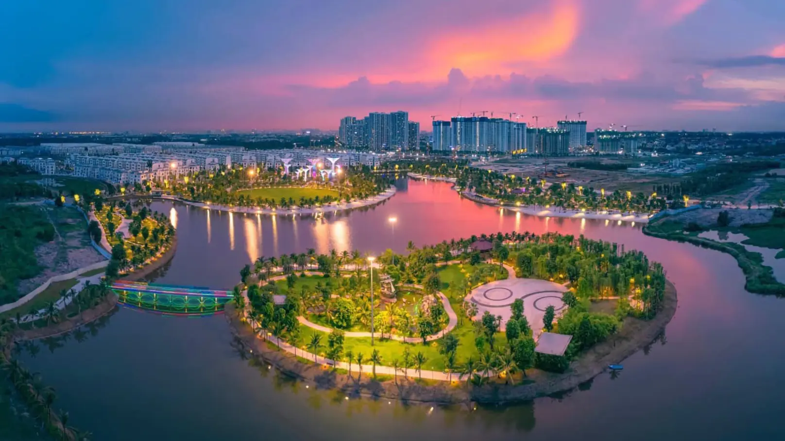 Kh&aacute;m ph&aacute; C&ocirc;ng vi&ecirc;n &aacute;nh s&aacute;ng Vinhomes Grand Park đẳng cấp quốc tế 15