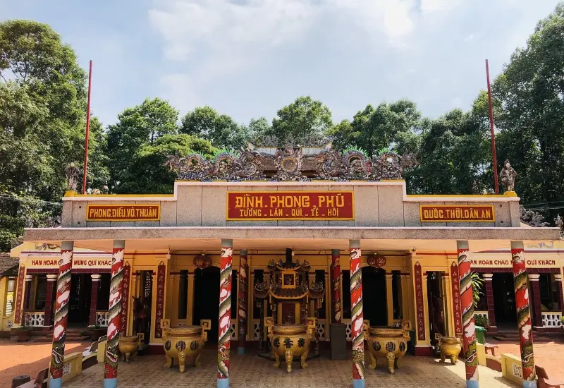 Kh&aacute;m ph&aacute; đ&igrave;nh Phong Ph&uacute;: Di t&iacute;ch lịch sử Quốc gia cổ xưa 5