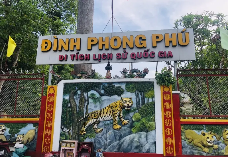 Kh&aacute;m ph&aacute; đ&igrave;nh Phong Ph&uacute;: Di t&iacute;ch lịch sử Quốc gia cổ xưa 3