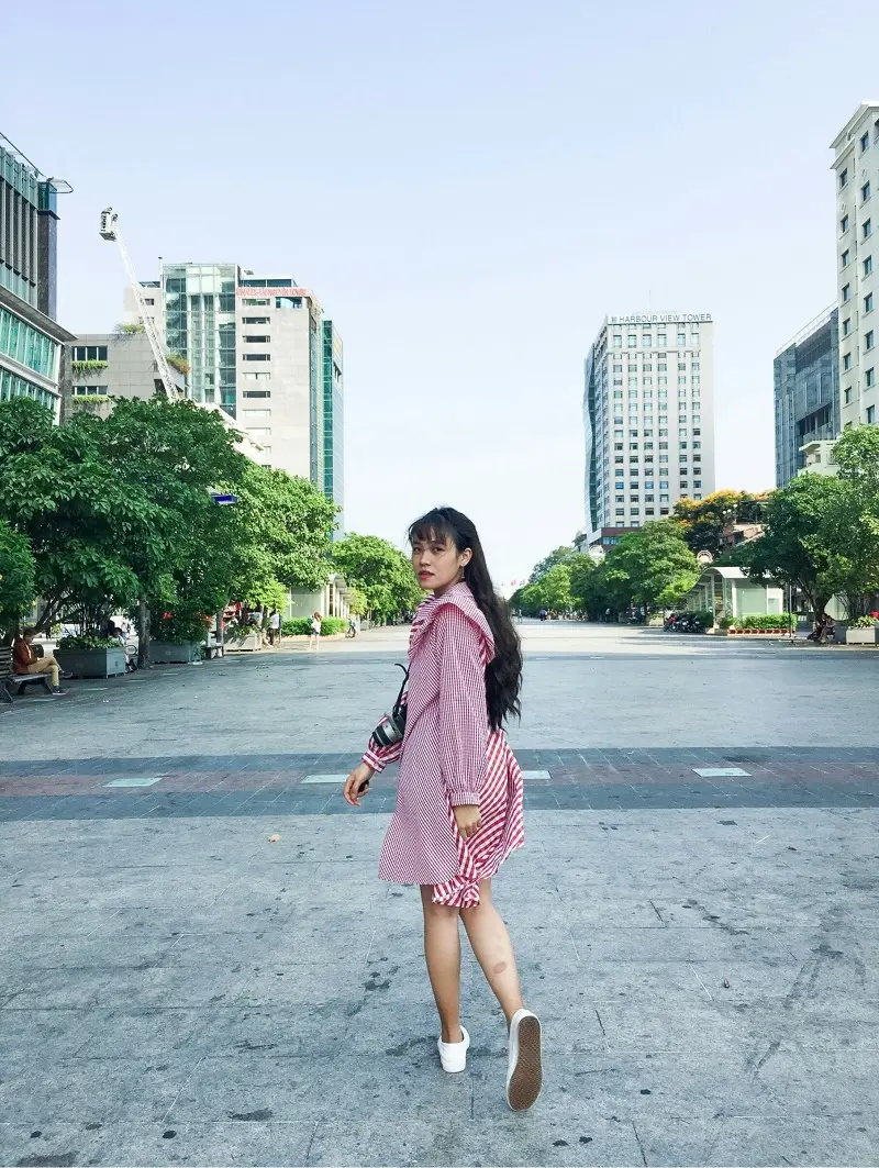 Kh&aacute;m ph&aacute; phố đi bộ Nguyễn Huệ với loạt hoạt động ăn chơi từ s&aacute;ng đến đ&ecirc;m 4