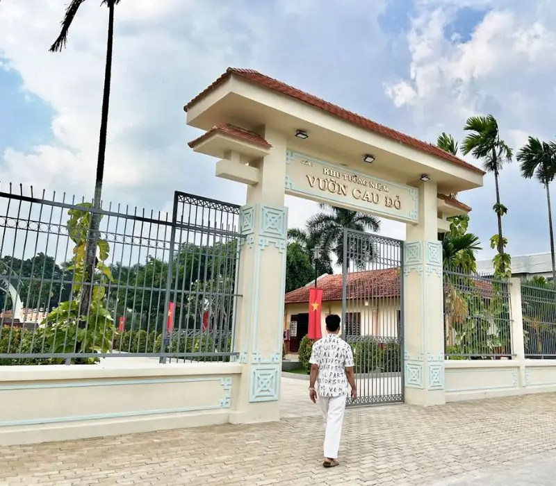Khu tưởng niệm Vườn Cau Đỏ: Chứng nh&acirc;n lịch sử h&agrave;o h&ugrave;ng 5