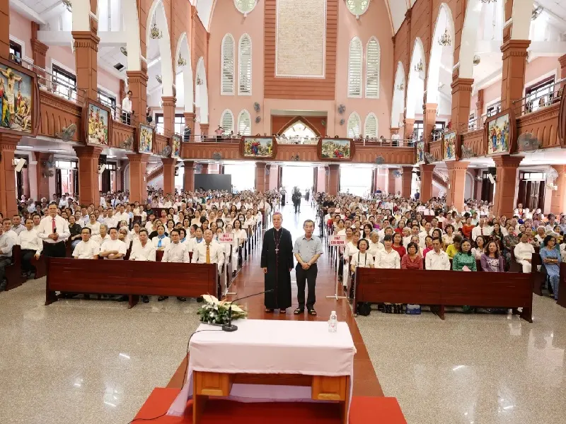 Nh&agrave; thờ Fatima: Trung t&acirc;m h&agrave;nh hương nổi tiếng tại Thủ Đức 7