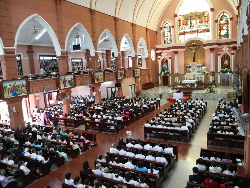 Nh&agrave; thờ Fatima: Trung t&acirc;m h&agrave;nh hương nổi tiếng tại Thủ Đức 6