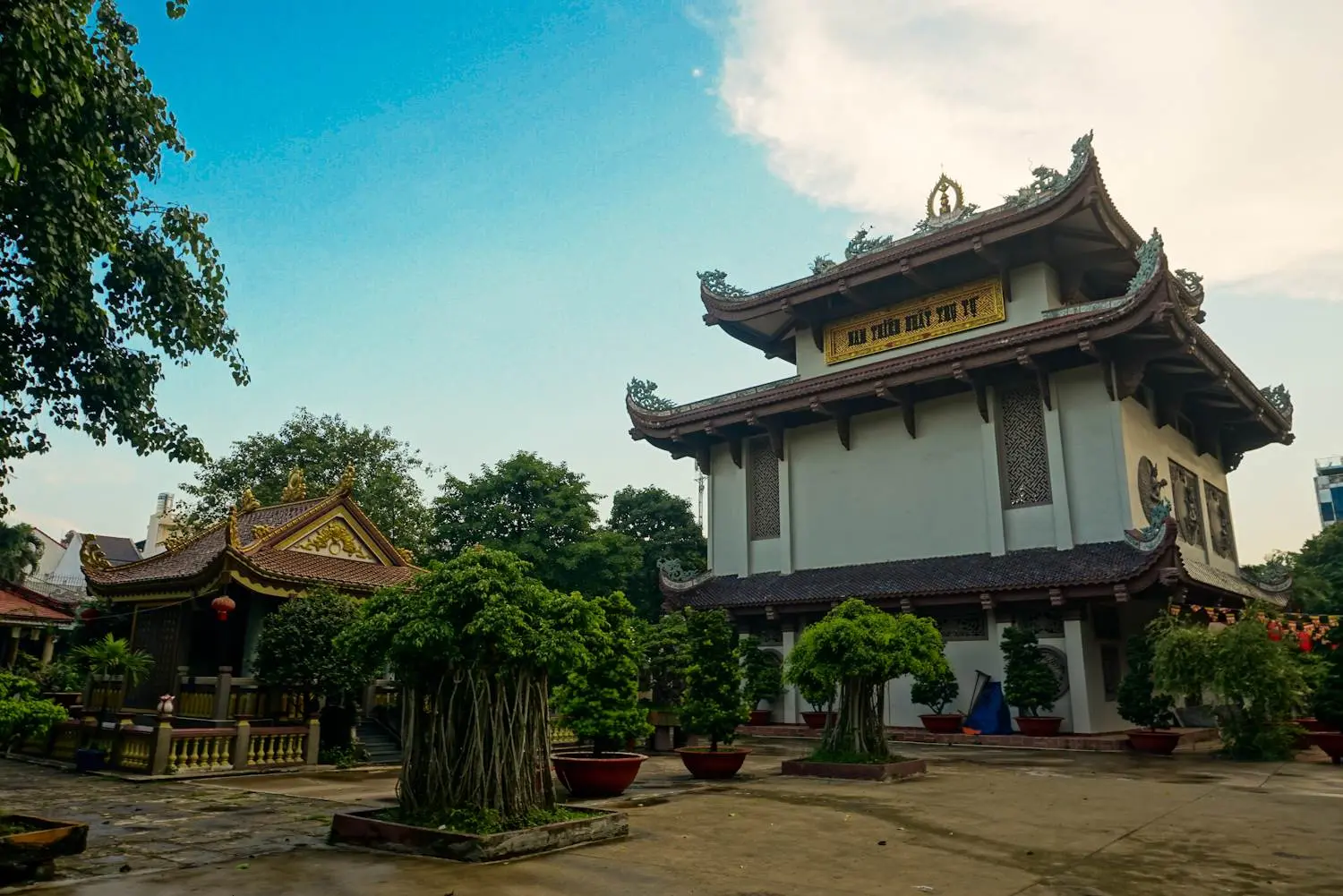 Tham quan ng&ocirc;i Ch&ugrave;a Một Cột Thủ Đức Nam Thi&ecirc;n Nhất Trụ 9